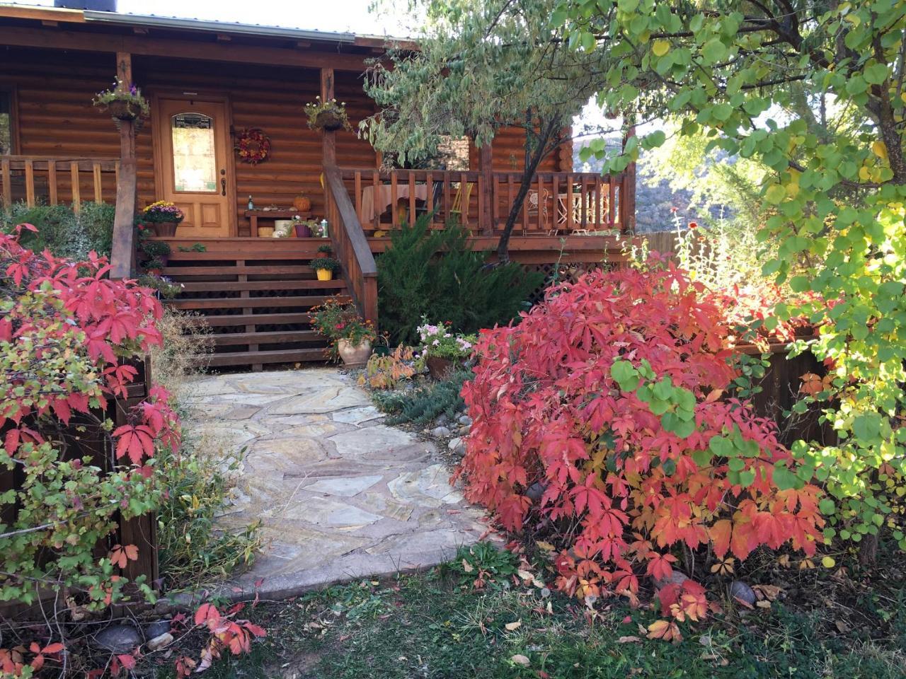 Canyon Wren Bed And Breakfast Bluff Exterior photo